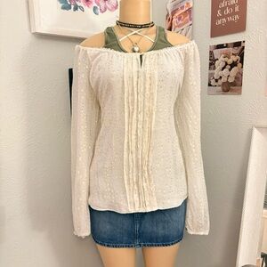 White House Black Market Ivory Silk Blouse with Gold Shimmer – Size L